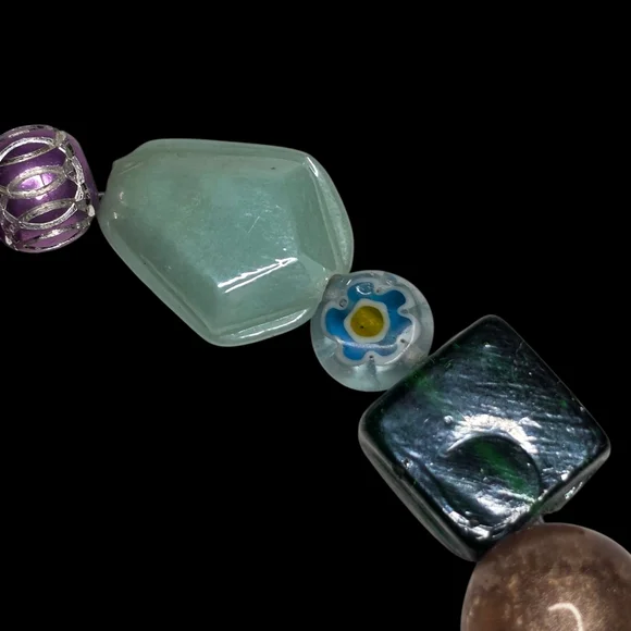 Vintage Artisan Hand Crafted Assorted Mixed Handmade Art Glass Beaded Bracelet - Picture 6 of 9